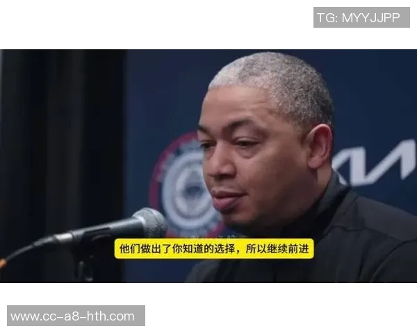 卢谈保罗离开球员们心情低落管理层决策引发不满 卢谈保罗离开球员们心情低落管理层决策引发不满