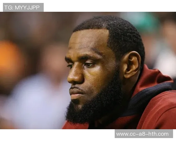 孔帕尼称赞卡尔训练刻苦队友调侃展现团队氛围