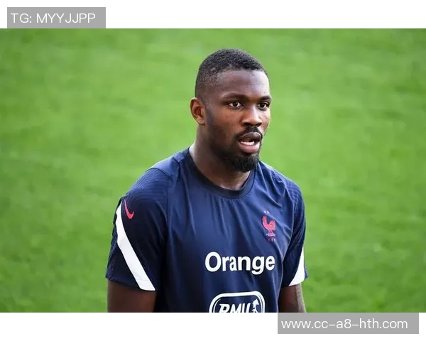 莱比锡正式签约埃因霍温18岁边锋阿约德勒托马斯合同至2031年 莱比锡正式签约埃因霍温18岁边锋阿约德勒托马斯合同至2031年